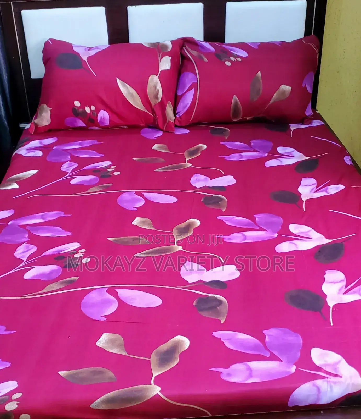 Multicolored Leafy Wine Bedsheet (6by6)