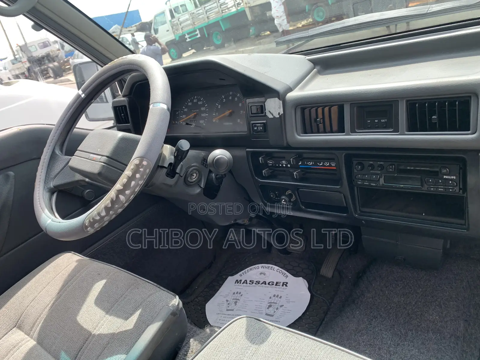 Mitsubishi L300 2005 Grey