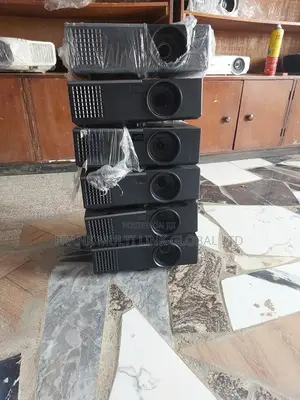 Dell 4000 Lumens Projectors