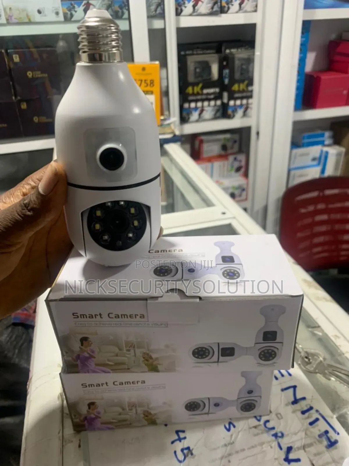Dual Wireless Rotational Bulb Camera