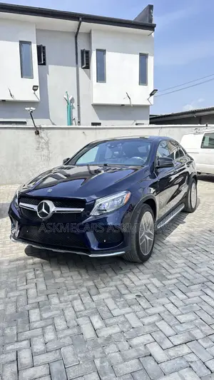Mercedes-Benz GLE43 2018 Blue