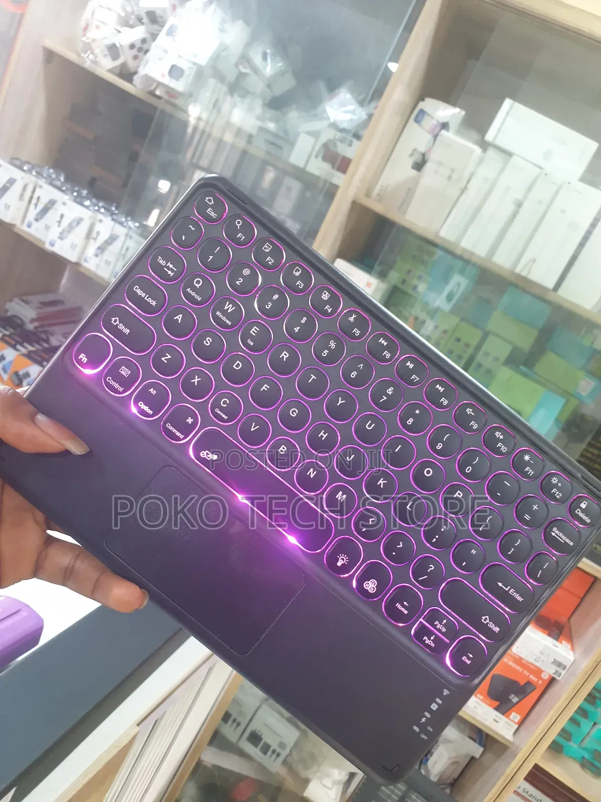 Generic Wireless Bluetooth Keyboard (Rgb).