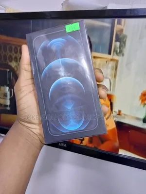 New Apple iPhone 12 Pro Max 128 GB White