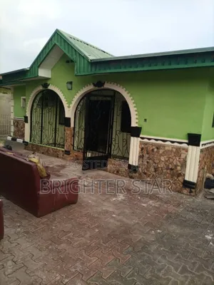 Photo - 4bdrm Bungalow in Happy Way Baruwa for sale