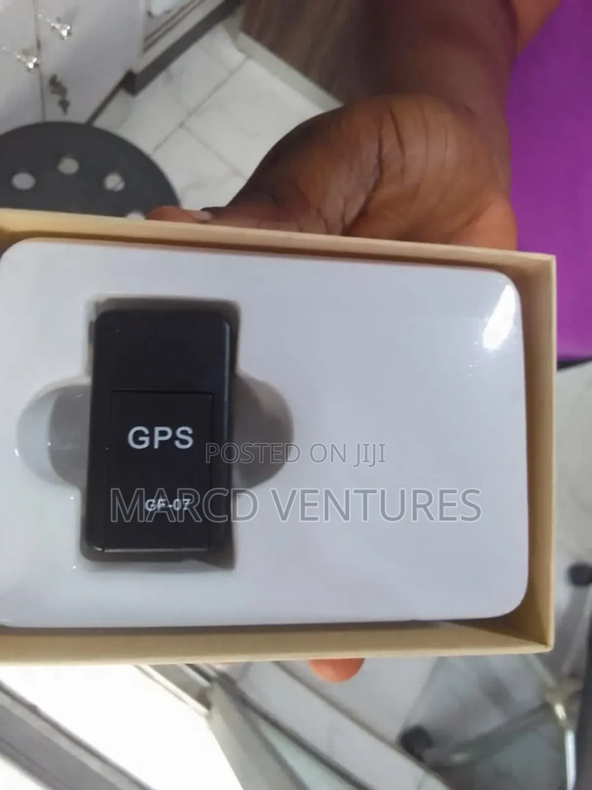 Mini GPS Tracker