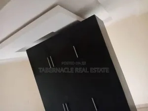 1bdrm Apartment in Greenleaf, Ebute for rent