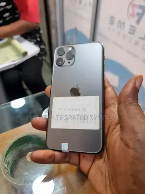 Apple iPhone 11 Pro 64 GB Gray