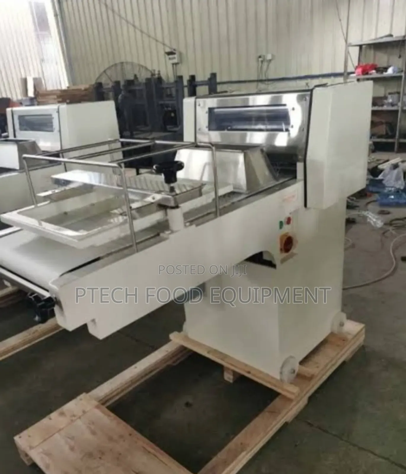 Dough Moulder Machine