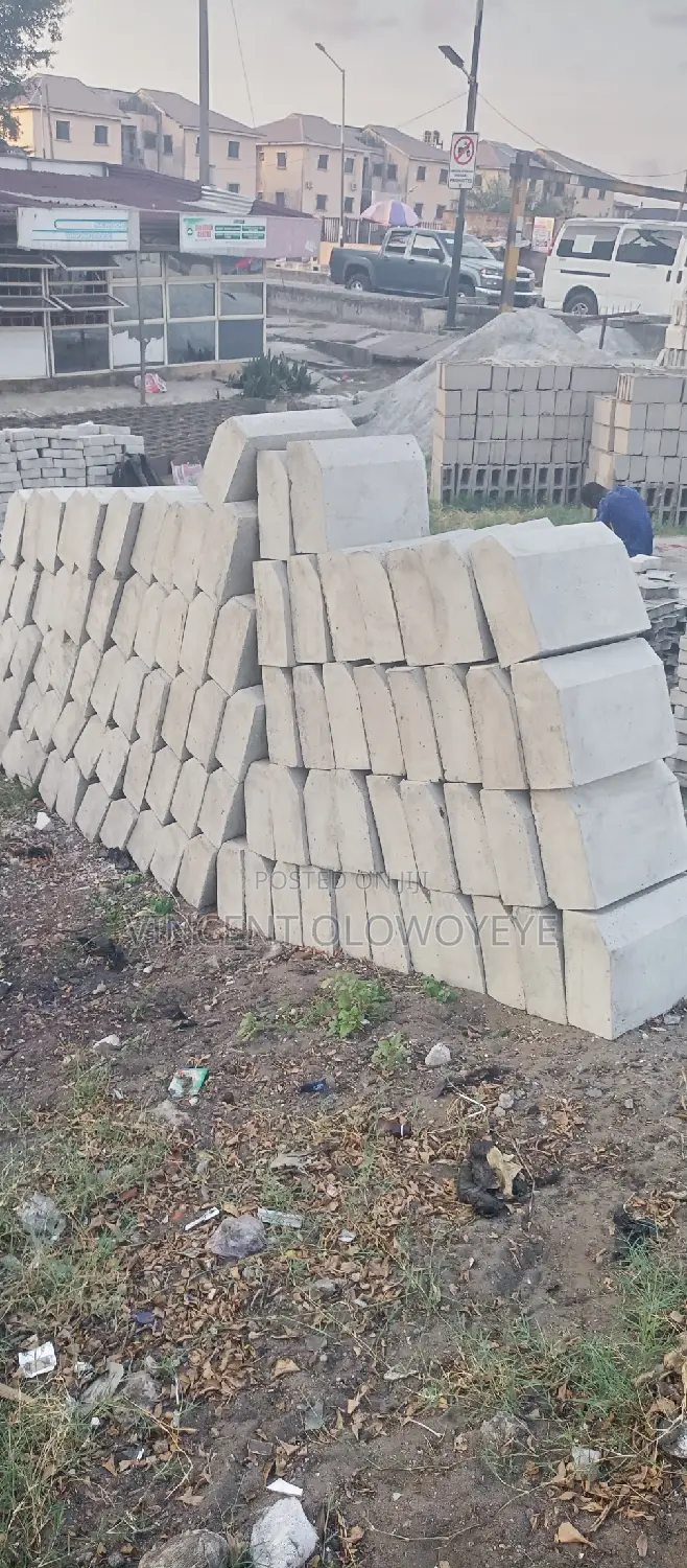 Giant Kerbs
