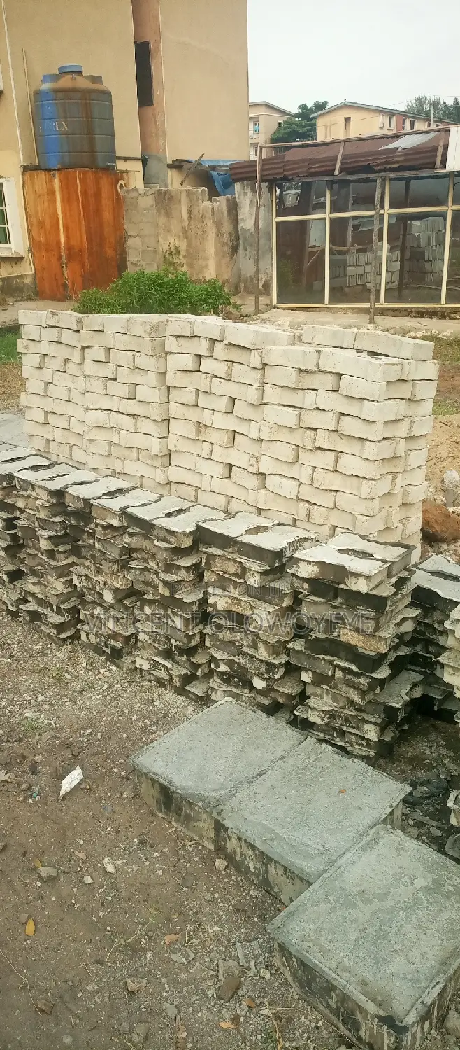 Interlocking Paving Stones