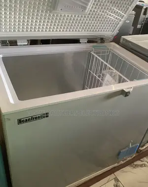 Scanfrost Inverter Chest Freezer 250 Liters Silver Color