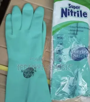 Green Chemical Hand Glove