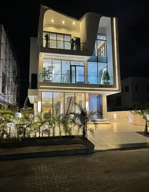 5bdrm Duplex in Ikate for sale