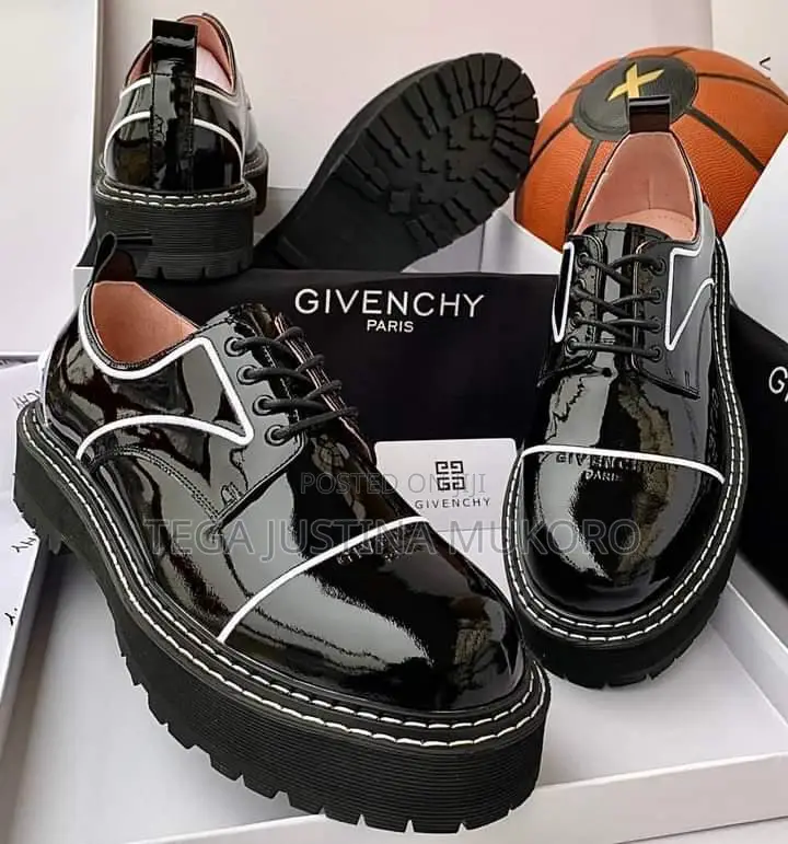 Men's Glossy Leather Flat Shoes