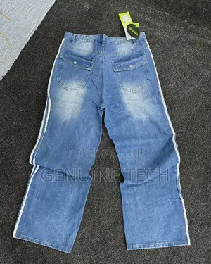 *High Quality Baggy Jeans