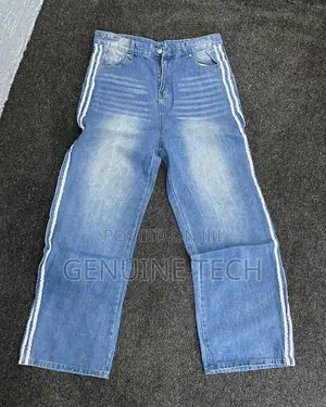 *High Quality Baggy Jeans