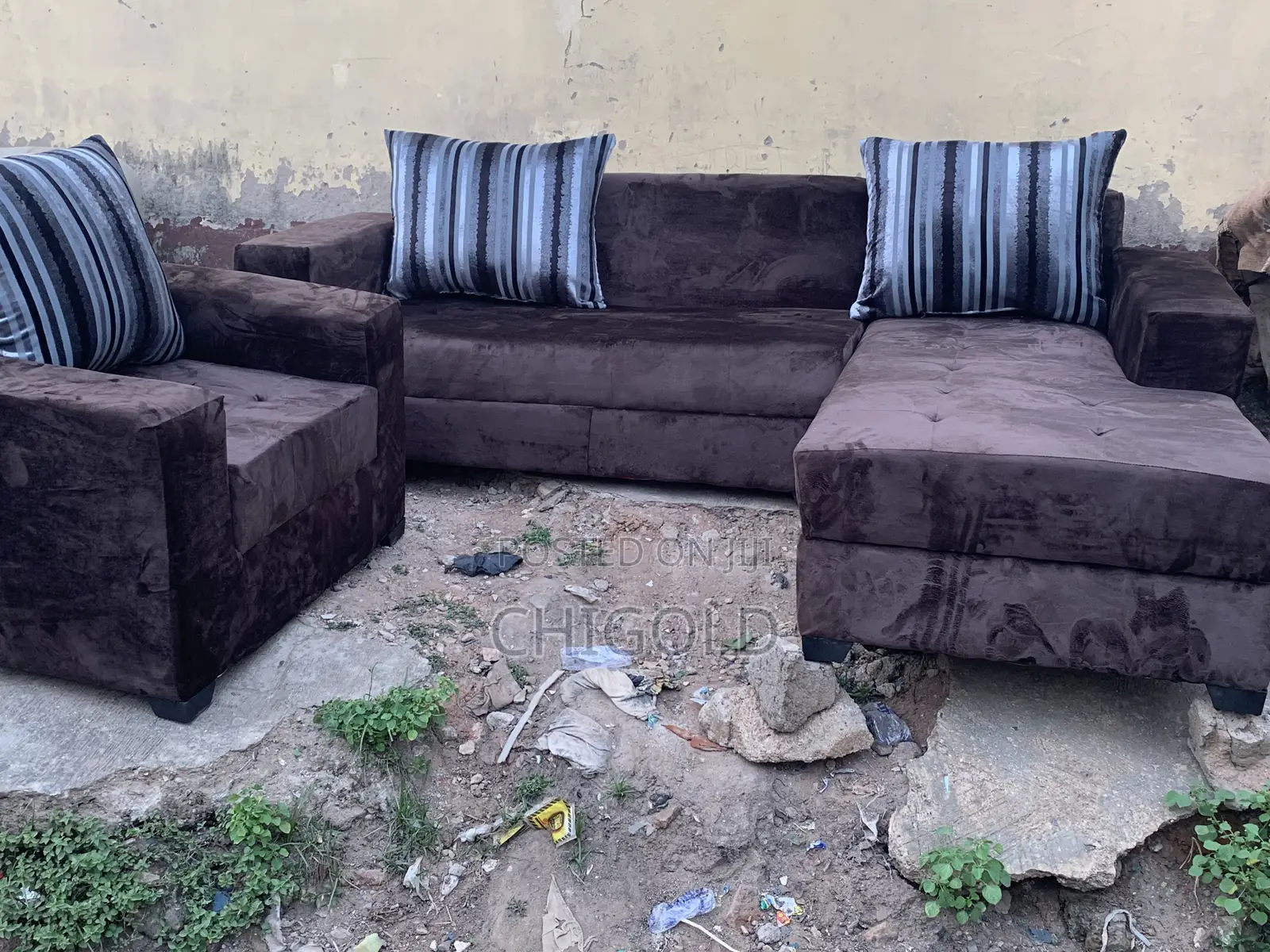 Sofa Chair With Quality Material Is Available