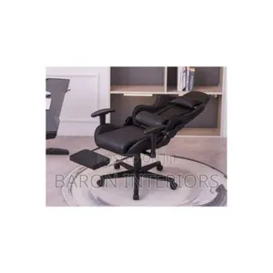 Gaming Chair With Footrest and Lumbar Support