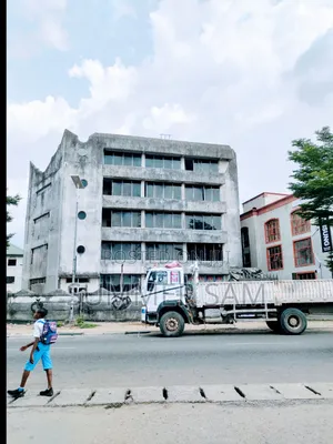 Photo - Large Office Complex to Let in Uyo