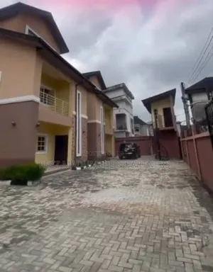 4bdrm Duplex in Dr Peter Odili for sale