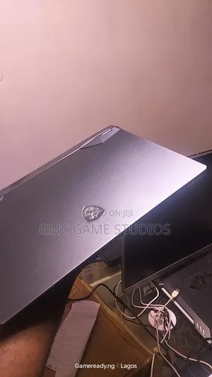 Laptop MSI GE66 Raider 32GB Intel Core I7 SSD 1T