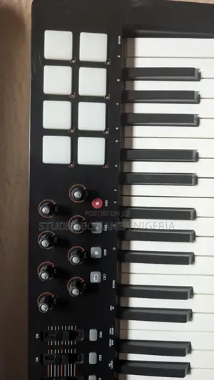 Oxygen 49 Studio Midi Keyboard