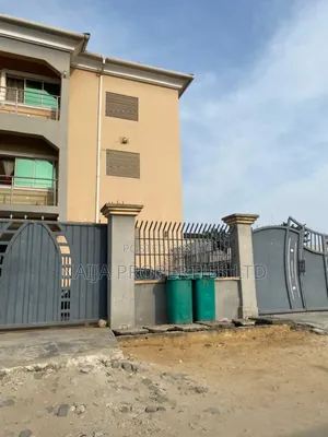 3bdrm Block of Flats in Abijo for sale