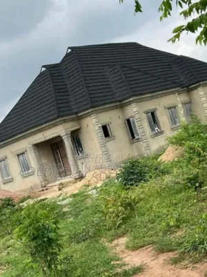 Photo - 3bdrm Bungalow in Opadeji Adelu Off for sale