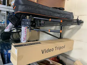 Triopo Tripod Stand