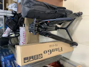 Flango Tripod