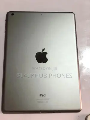 Apple iPad Air 32 GB Gray