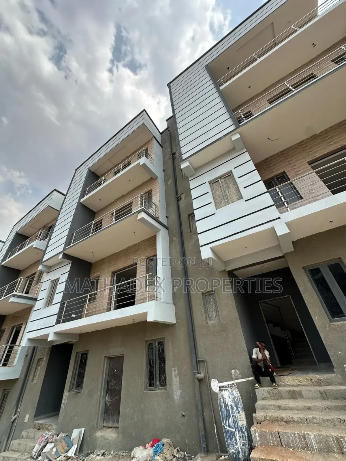 2bdrm Block of Flats in Life Camp for sale