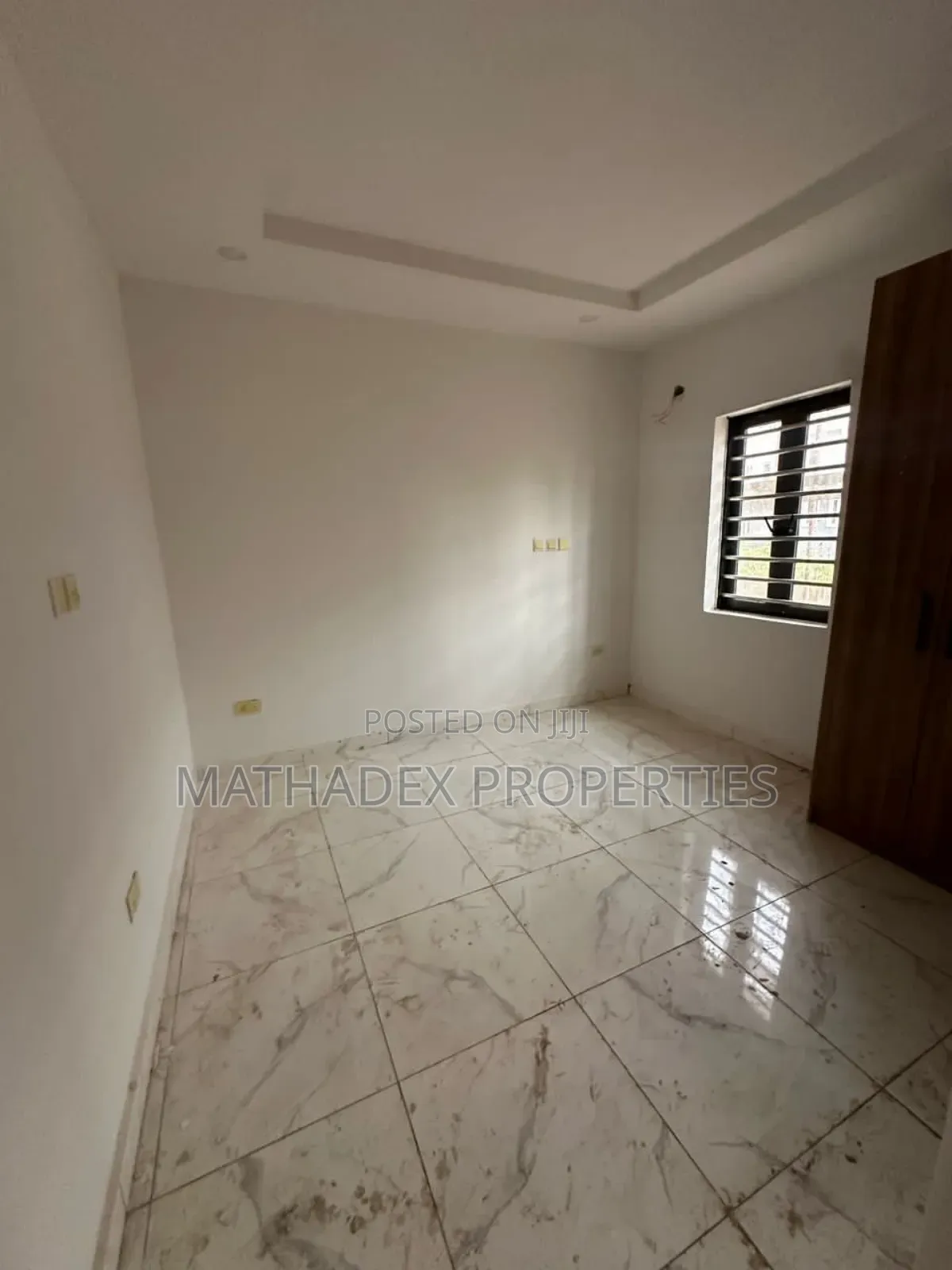 2bdrm Block of Flats in Life Camp for sale