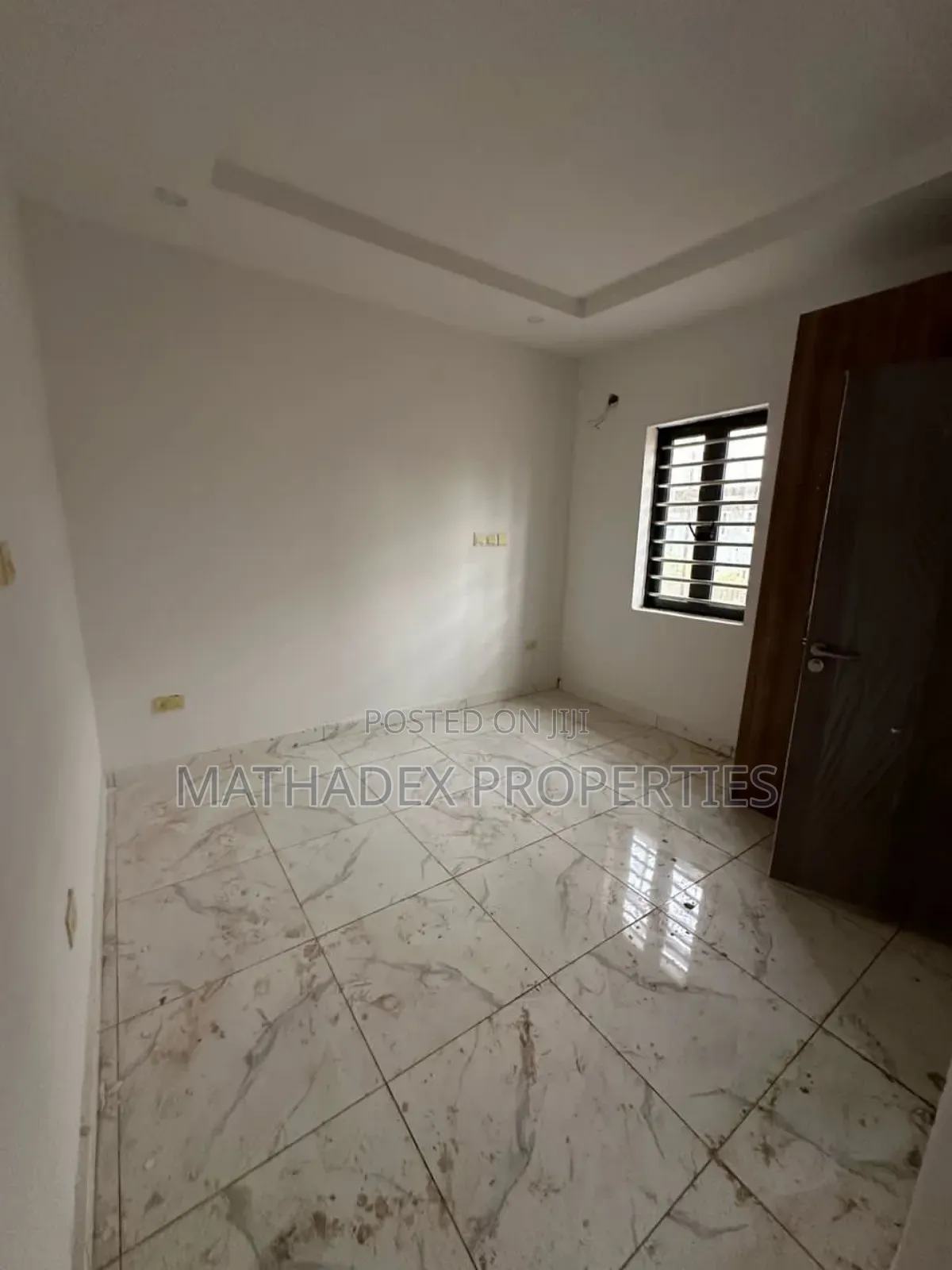 2bdrm Block of Flats in Life Camp for sale