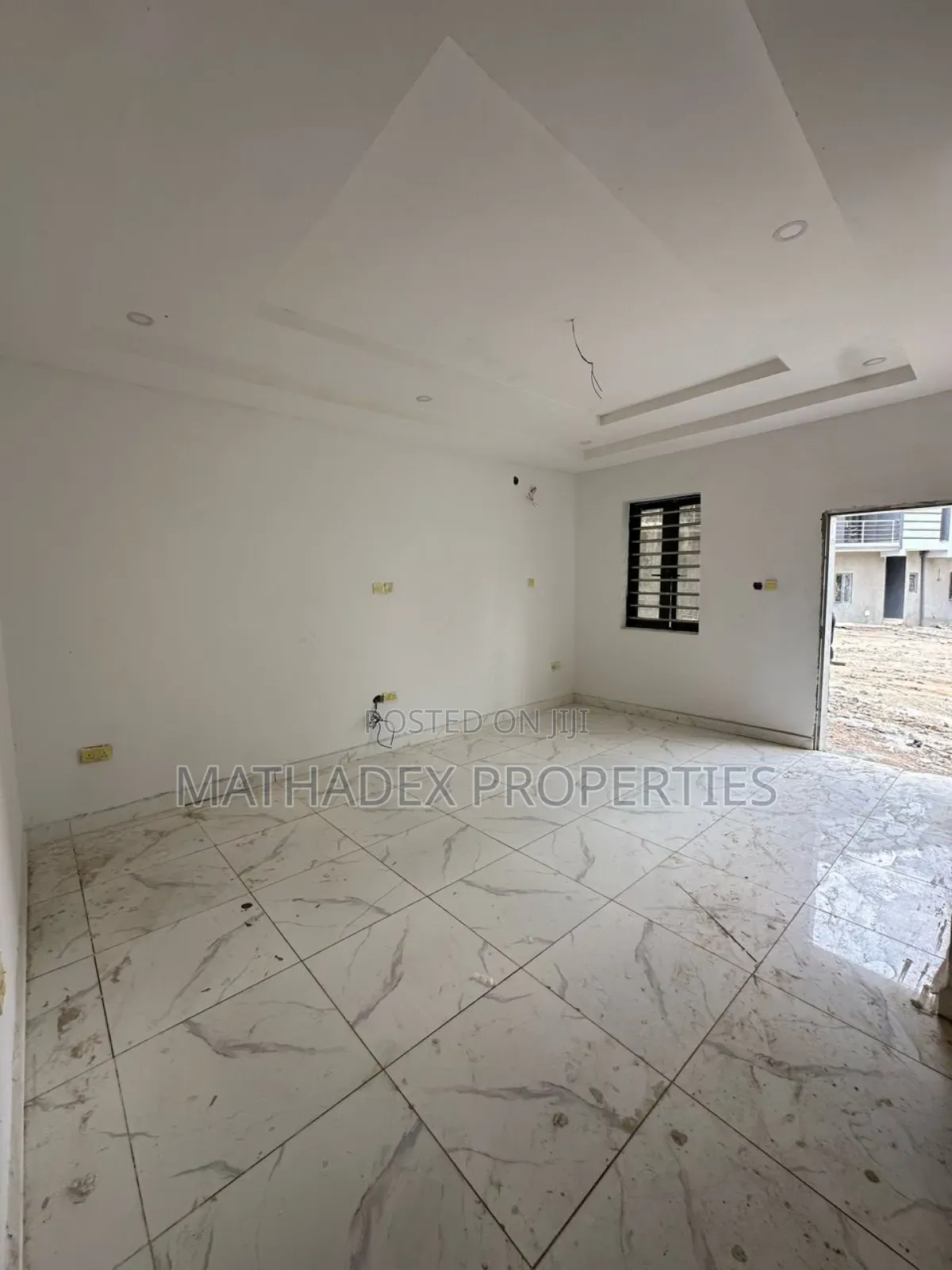 2bdrm Block of Flats in Life Camp for sale