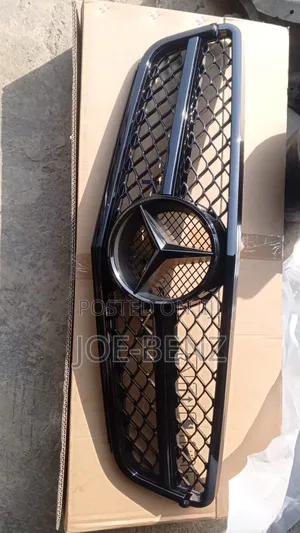 C300 2012 Amg Front Grill