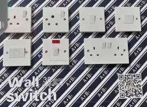 A Bt Socket and Switches