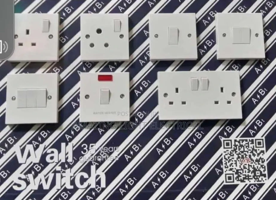 A Bt Socket and Switches