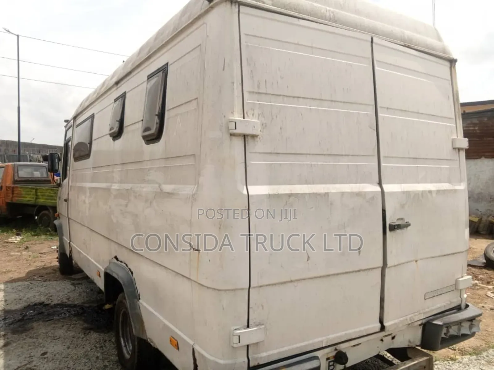Mercedes-Benz Sprinter 1998 White
