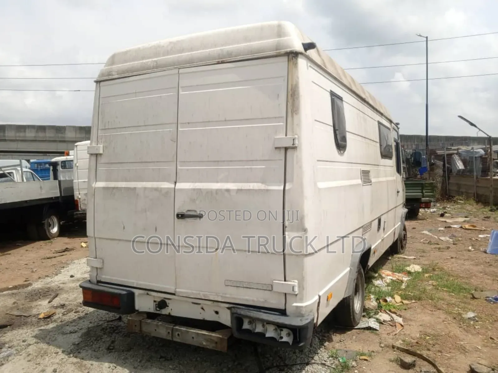 Mercedes-Benz Sprinter 1998 White