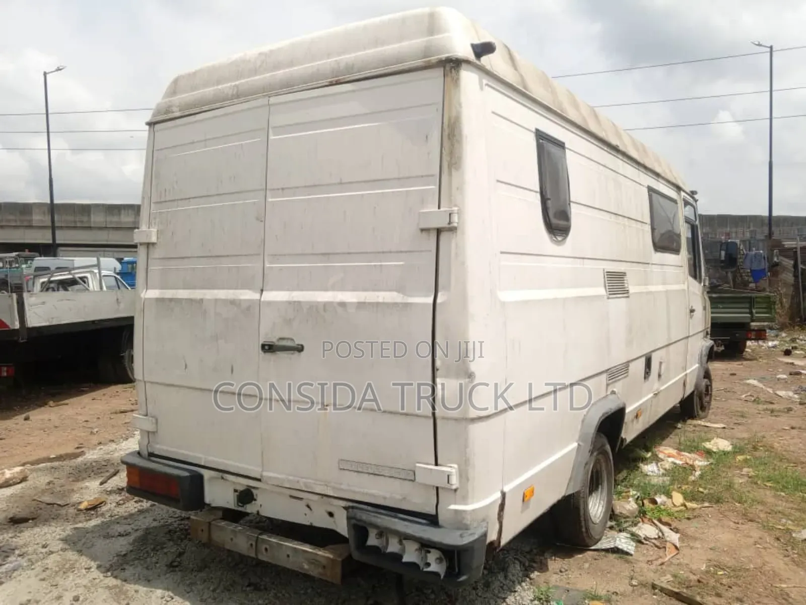 Mercedes-Benz Sprinter 1998 White