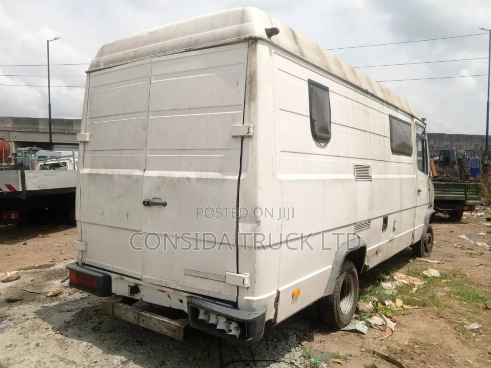 Mercedes-Benz Sprinter 1998 White