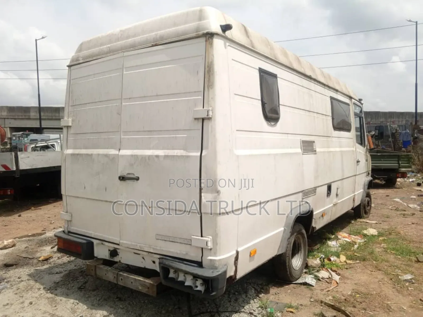 Mercedes-Benz Sprinter 1998 White
