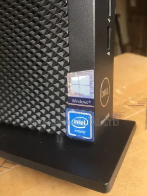 Desktop Computer Dell Wyse 5000 4GB Intel Celeron SSD 128GB