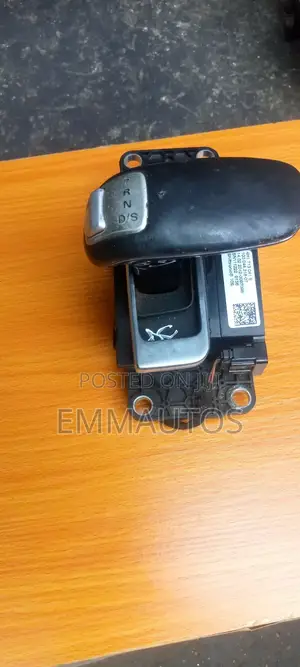 Gear Selector and Shift Knob Audi A8l 2016