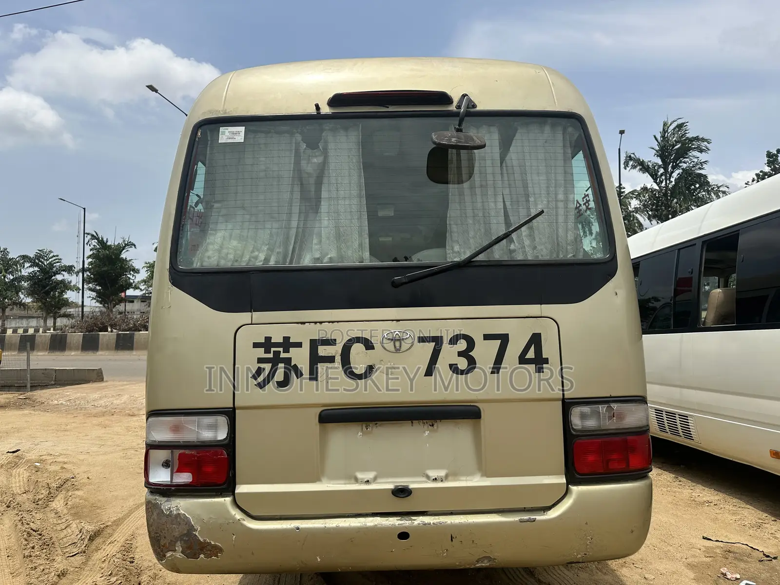 Toyota Coaster 2015 Green