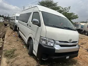Toyota HiAce 2018 White