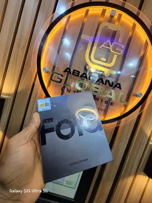 New Samsung Galaxy Z Fold4 512 GB Black