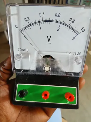 Voltmeter for Laboratory