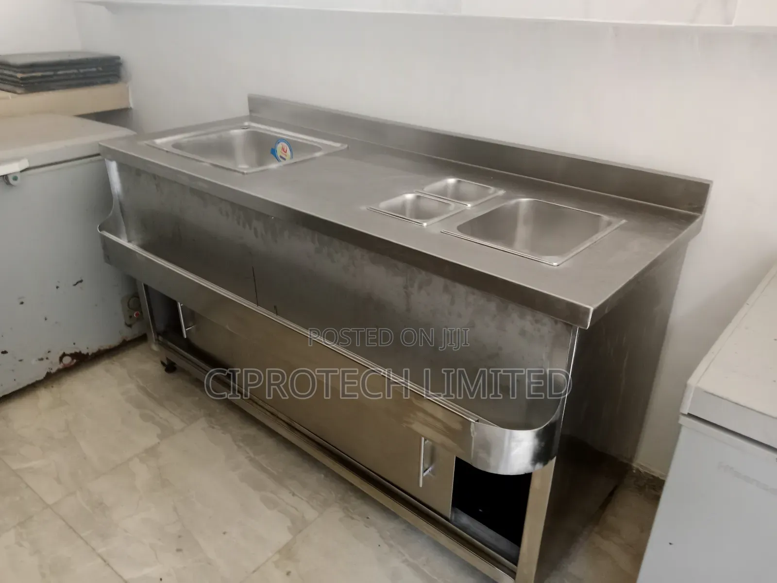 Cocktail Table